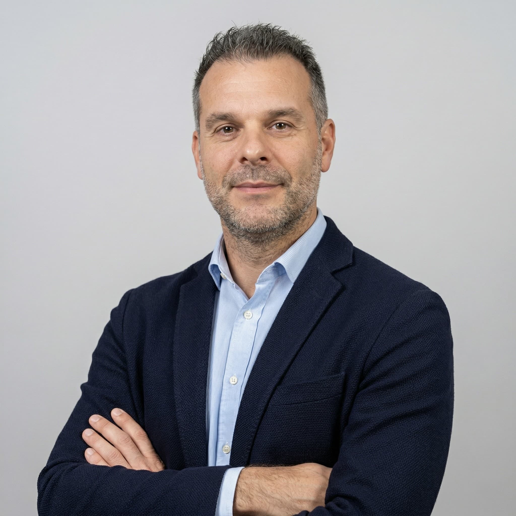 Ritratto di Mattia Dell’Era, co-direttore di Filopea